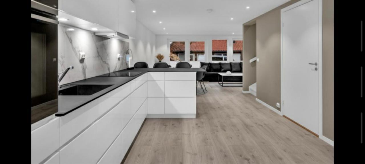 Hytte Med 4 Soverom Kristiansand Exterior photo